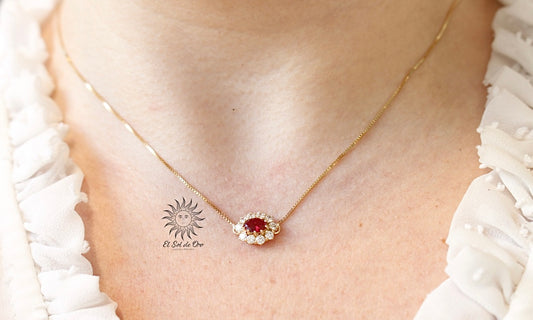 Gargantilla de 14k con dije con piedras Circonias