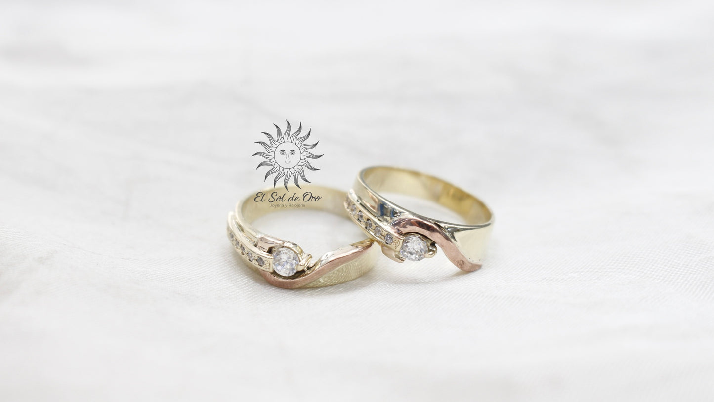 Anillos doble tono en forma de corazón